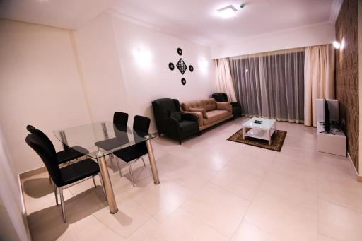 Beach Rose Tower - Housity