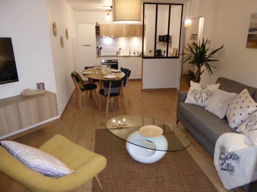 ALPINES 2 /près du funiculaire et gare sncf-garage privé-terrasse sud-46m2 - Housity