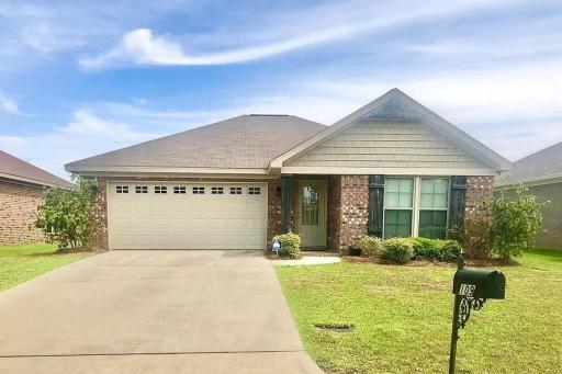 Peaceful 3BR/2BA Hidden Lake Home Near ACOM w/WiFi - Housity