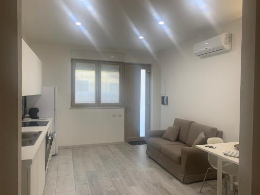 AllWhite IUN R5535 - Housity