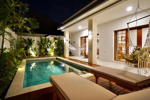 Belle Astina - Housity