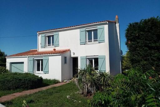 Villa Souzy - chic silence et cosy, à 100m de la Charente et 2km de l'Ocean - Housity