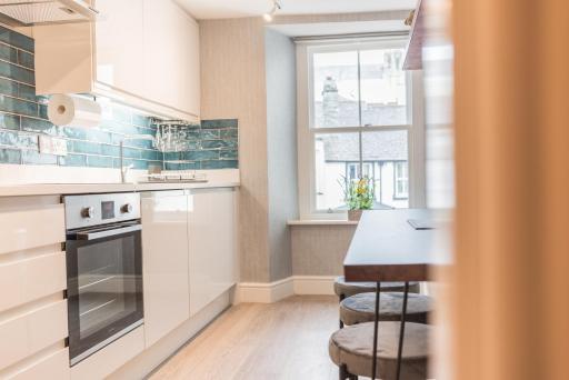 The Old Stamp House Apartment- Central Village Location Rooms - Housity