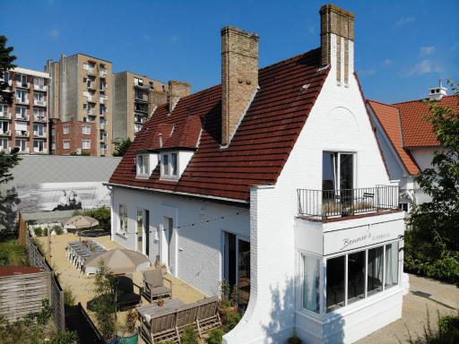 Bonnie's Beachhouse - villa aan zee - Housity