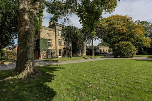 Best Western Plus Sheffield Mosborough Hall Hotel - Housity