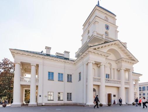 Dvukhurovnevye apartamenty marksa 20 minsk1 - Housity