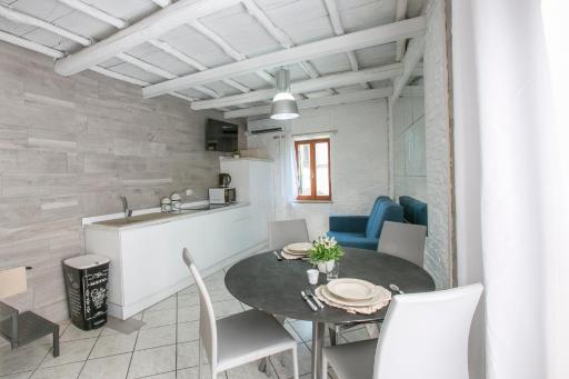 Bali only for two ,La Torre - Housity