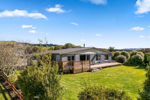 Sea Breeze Sanctuary - Karitane Holiday Home - Housity