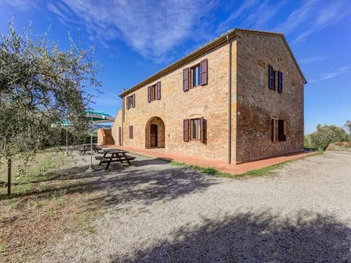 Inviting Apartment in Gambassi Terme Fi with Garden - Housity