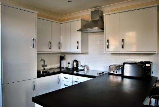 The Old Schoolhouse Hotel - Housity