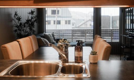 Modern & Cozy Apartment in the heart of Longyearbyen - Housity