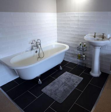 Rounceval House - Housity