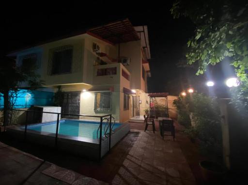 Riyansh Villa - Housity