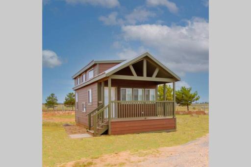 077 Tiny Home nr Grand Canyon South Rim Sleeps 8 - Housity