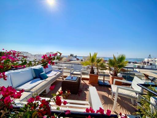 Zenit Olhao Bed & Breakfast - Housity