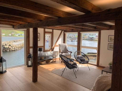 Løðupakkhúsið - Historical Warehouse - Mid Floor - Housity