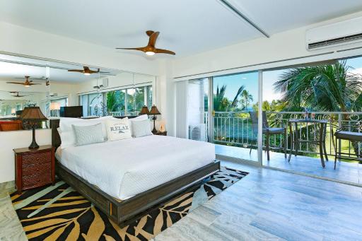 Waikiki Shore #408 - Housity