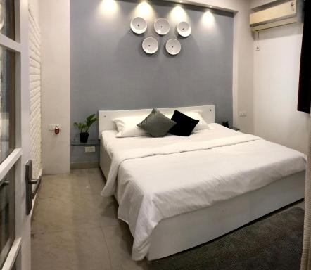 House 44 2BHK - Housity