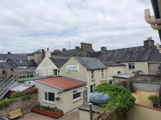 Shannon Bridge House - Housity