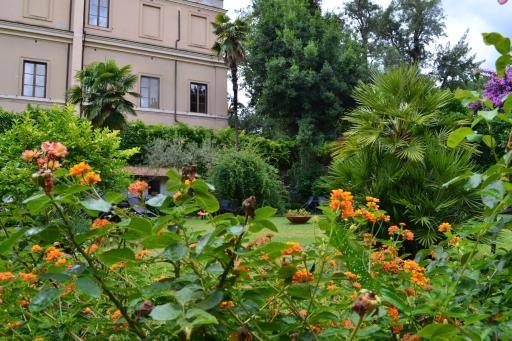 Villa Riari Garden - Housity