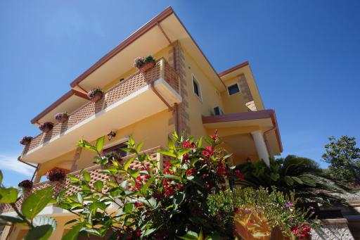 B&B Villa Maria - Housity