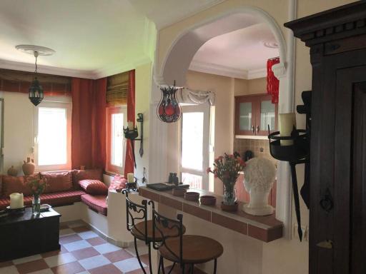 Villa Side - Housity