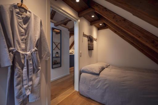 Løðupakkhúsið - Historical Warehouse - Top Floor - Housity