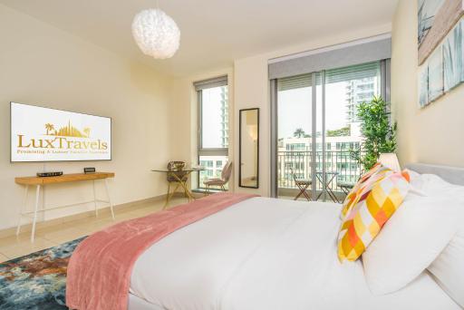 LuxBnB Standpoint Tower BLVD Views - Housity