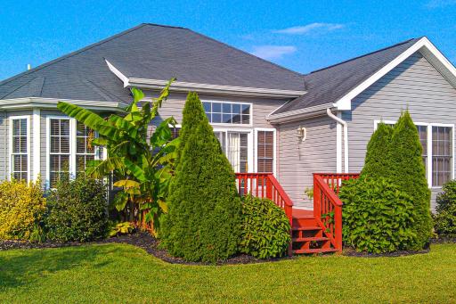 Bayview Estates -- 35600 Williamsville - Housity