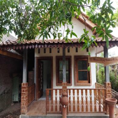 Borobudur Kampung Homestay - SUMAEDI - Housity