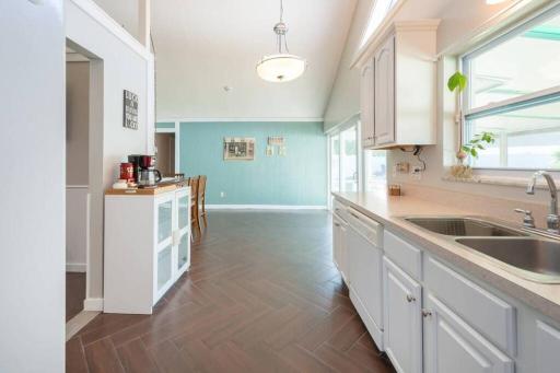Perfect Gateway to Disney and Retreat Center. - Housity