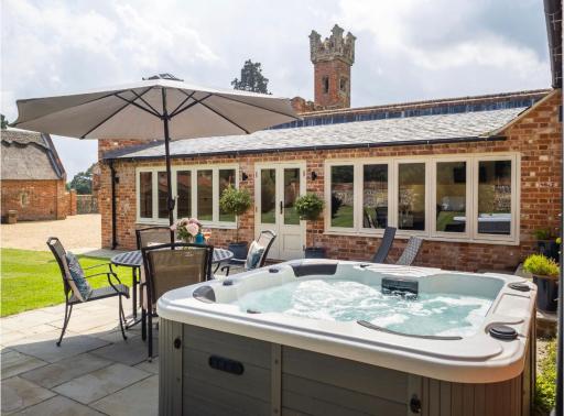 Enchanted Cottage - Housity