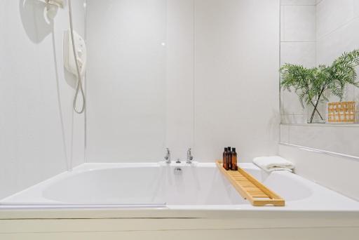 The West Bow View Apartment - Housity