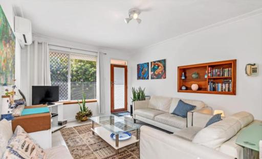 Island Villas Accommodation Unit 4-108 Arcadia Drive Shoalwater - Housity