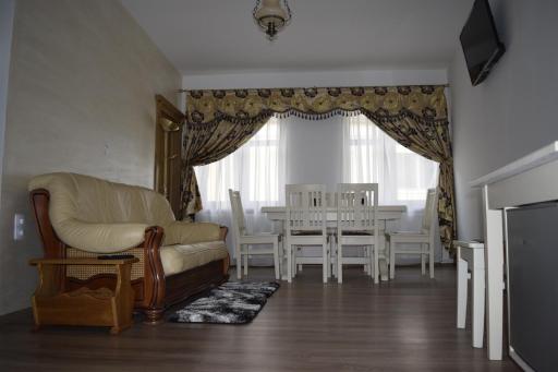 Nobil Apartment - Housity