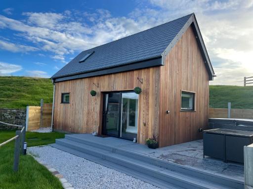 Beechwood Nook- Crown Lodges - Housity