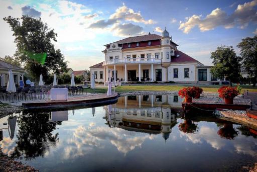 Villa Dolce Vita**** Hotel Rooms - Housity