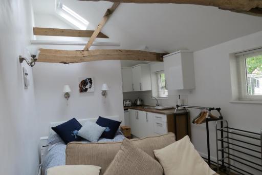 The Old Stables, Whitehall Farmhouse, Oakington - Housity