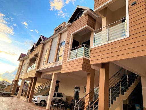 Avalon Stays - Housity