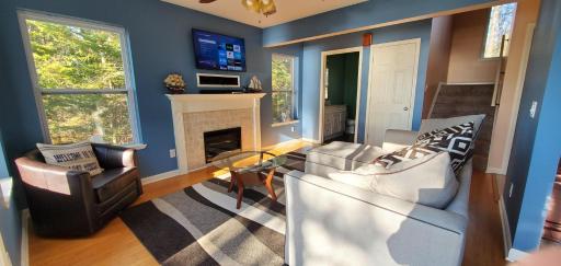 Lake House Oasis - Housity