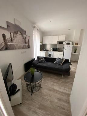 Arcole 5 - Jolie appartement centre ville de Beziers avec Garage- Wifi -Tv connectée - Housity