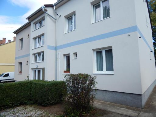Hajdú Vendégház - Housity