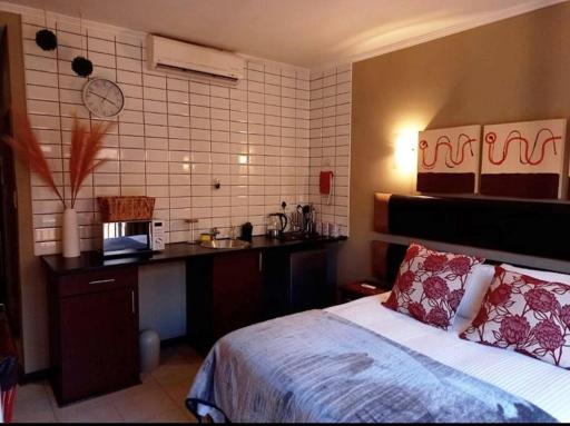 Best overnight with free WiFi. Modern & private - Housity