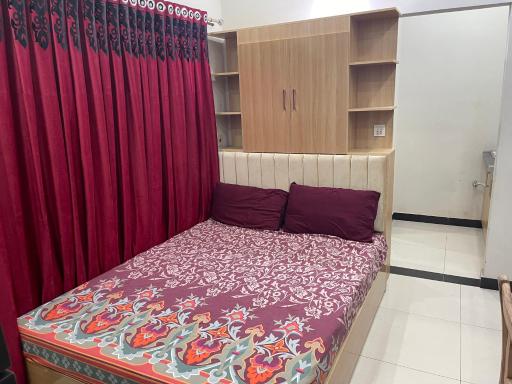 1 Bed Brand New Corner Apartment - Housity