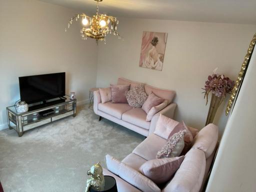 Luxury House (COP26) - Housity