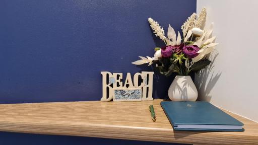 Lovely-little-beachfront-apartment - Housity