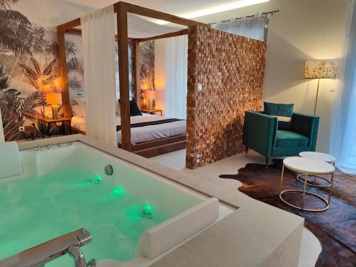 Suites JM - Le temps d'une Escale (Jacuzzi & Vue Mer) - Housity