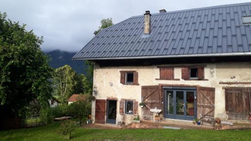 Les Praz - Housity