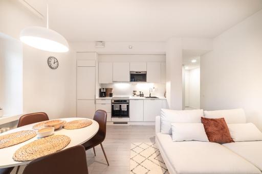 ULEABO New, Light and Roomy 61m² Apartment With Sauna! - Hizvo
