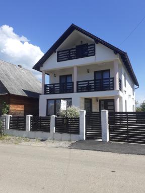 Casa Bianca Oncesti - Housity